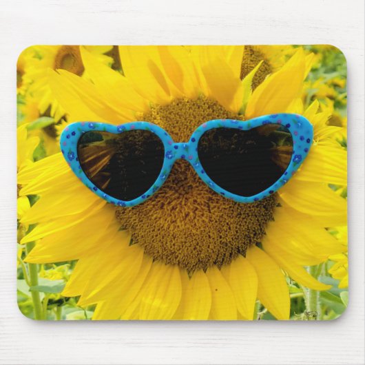 Herzsonne auf Sonnenblume Mousepad (Vorne)
