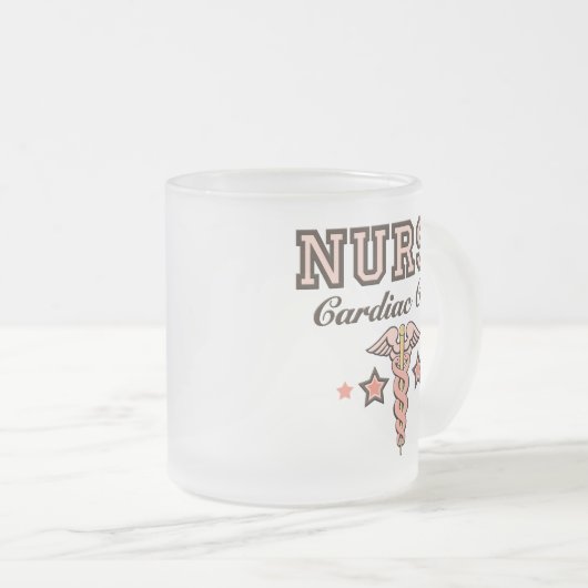 Herzsorgfalt-Krankenschwestercaduceus-mattierte Mattglastasse (VorderseiteRechts)