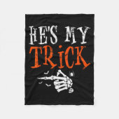He's My Trick Halloween Matching Couple Funny Girl Fleecedecke (Vorderseite)