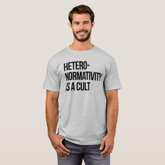 Hetero-Normalität ist ein Kult T-Shirt (Vorne ganz)