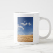 Heu-Ballen auf Feld Jumbo-Tasse (Rechts)