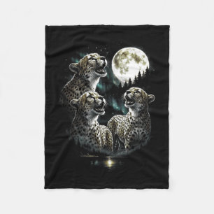 Heulender Gepard 3 zum Mond im Vintage-Retro-Stil Fleecedecke