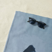 Heulender Wolf Kunst – Blaues Nachtwald-Design Strandtuch (Beispiel)