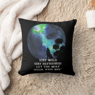 Heulender Wolf und Mond Kissen Mystischer Wald N