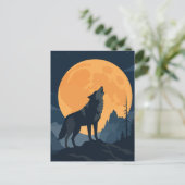 Heulender Wolf unter großem Erntmond Kunst Postkarte (Stehend Vorderseite)
