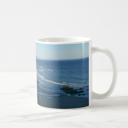 Heuschober-Felsen, Kanonen-Strand, Oregon Kaffeetasse (Rechts)