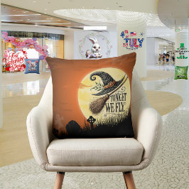 Heute Abend fliegen wir Halloween Kissen