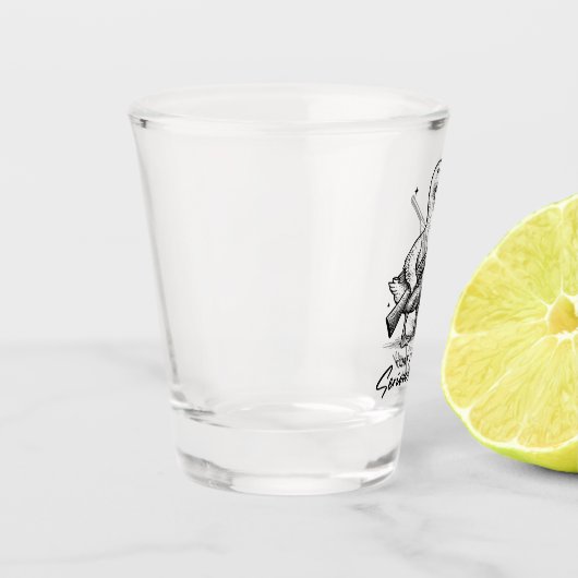 Heute bin ich ein ernster Gänsehiebhaber, der mit  Schnapsglas (Links)