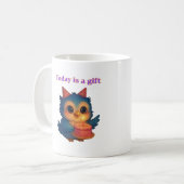 Heute ist ein Geschenk - Positive Owl Illustration Kaffeetasse (Vorderseite Links)