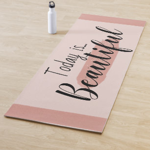 Heute ist ein Schönes Inspirierendes Rosa Yoga Mat Yogamatte