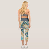 Hex Mandala Blue und Orange Capri Leggings (Rückseite)