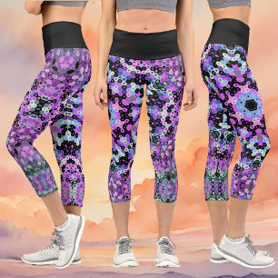 Hex Mandala Lila rosa und blau Capri Leggings