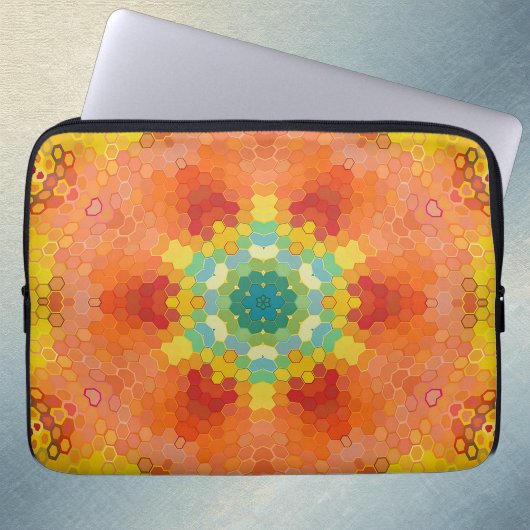 Hex Mandala Orange Gelb Rot und Blau Laptopschutzhülle