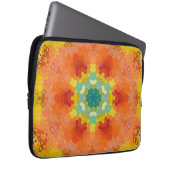 Hex Mandala Orange Gelb Rot und Blau Laptopschutzhülle (Vorne Rechts)