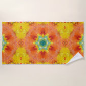 Hex Mandala Orange Yellow Red and Blue Strandtuch (Vorderseite)
