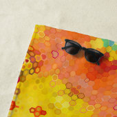 Hex Mandala Orange Yellow Red and Blue Strandtuch (Beispiel)