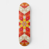 Hex Mandala Red and Yellow Skateboard (Vorderseite)