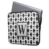 Hex Tile Print Monogram Laptop Sleeve (Vorderseite Links)