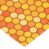 Hexagonal Bee-Themed Tablecloth Tischdecke (Schrägansicht)