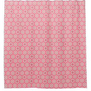 Hexagonal Kimono Print, Korallenrosa und Weiß Duschvorhang