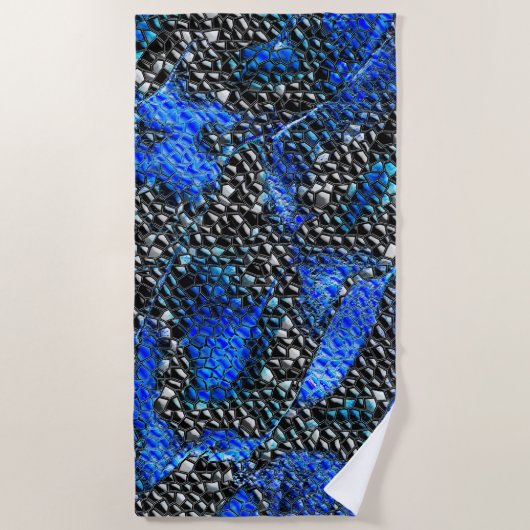 Hexagonalmosaik oder Fisch, schwarz bis königsblau Strandtuch (Vorderseite)