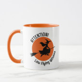 Hexe auf Broom Tasse (Links)