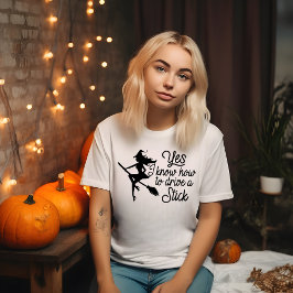 Hexe auf einem Besenstiel Halloween T-Shirt