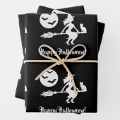 Hexe auf einem schwarzen und weißen Halloween Geschenkpapier Set (Beispiel)