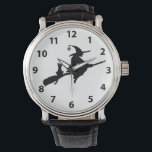 Hexe auf einem Zimmer Armbanduhr<br><div class="desc">Eine schwarze Silhouette einer Hexe auf einem Besen mit ihrer Katze.</div>