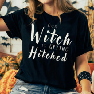 Hexe bekommt Halloween-Brautparty T-Shirt