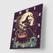 Hexe, die unter einem glühenden Mond Tränke erscha Quadratische Wanduhr (Winkel)