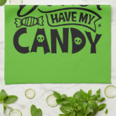 Hexe hat besser meine Süßigkeiten. Geschirrtuch (Gefaltet)