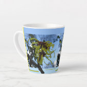 Hexe Hazel Collage Latte Tasse (Linke Ecke)