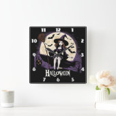 Hexe in einer unheimlichen Landschaft unter Vollmo Quadratische Wanduhr (Zuhause)