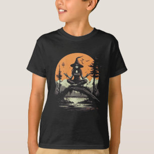 Hexe meditiert Halloween-Kostüm Yoga Zen-Meditatio T-Shirt