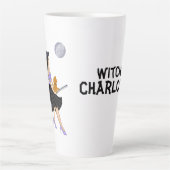 Hexe mit einer orangefarbenen Katze auf einem Broo Milchtasse (Vorderseite)