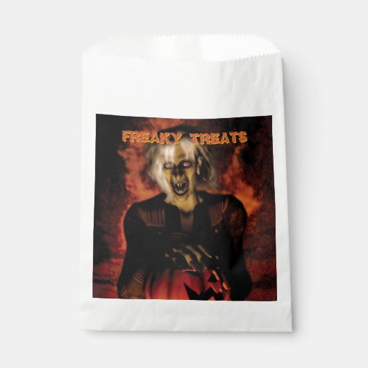 Hexe mit Kürbis gewischt. Halloween Geschenktütchen (Vorderseite)