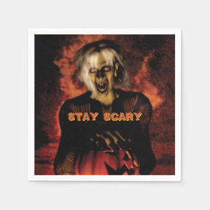 Hexe mit Kürbis gewischt. Halloween Serviette