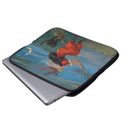 Hexe mit schwarzer Katze zu Halloween Laptopschutzhülle (Vorne Knopf)