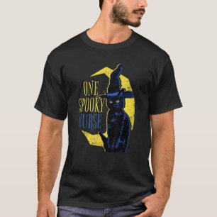 Hexe schwarze Katze eine gruselige Krankenschweste T-Shirt