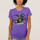 Hexe Skeleton Stirring der Cauldron Halloween T-Shirt (Vorderseite)