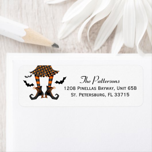 Hexe und Fledermäuse — Whimsisches Halloween (Insitu)