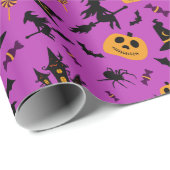 Hexe und Kürbismuster Lila Halloween Geschenkpapier (Rolleneckpunkt)