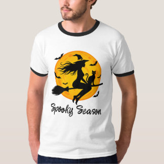 Hexe und schwarze Katze fliegen über den Vollmond T-Shirt