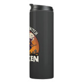 Hexe wird Besen Baum Friedhof Halloween_1 Thermosbecher (Nach rechts gedreht)