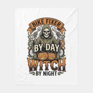Hexe zur Fahrradreparatur Vintage-Halloween-Fahrra Fleecedecke