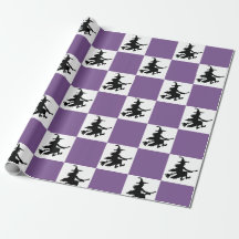 Hexen auf lila-weiß kariertem Geschenkpapier