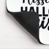 Hexen Hisses und Halloween Kisses Mousepad (Ecke)