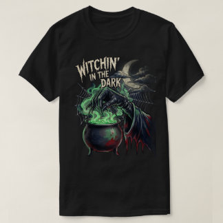 Hexen in der dunklen Halloween T-Shirt