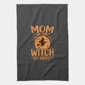 Hexen-Mama Halloween-Design Geschirrtuch (Vertikal)